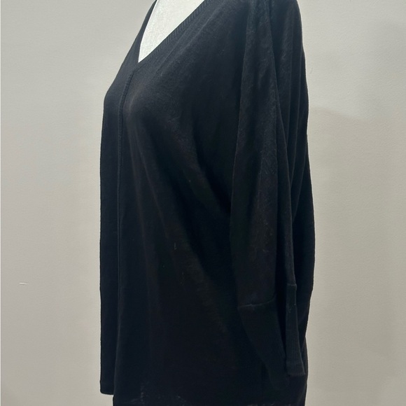 Eileen Fisher Women’s Long Sleeve V-Neck Linen Blouse Size PM - Picture 2 of 6